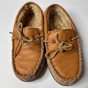 VTG Old Friend Women's Moccasin Slippers Tan Leather Shearling Lined Size 9